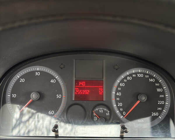 Белый Фольксваген Кадди, объемом двигателя 1.9 л и пробегом 255 тыс. км за 6200 $, фото 9 на Automoto.ua