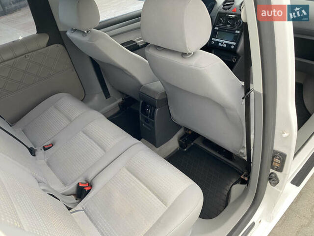 Білий Фольксваген Кадді, об'ємом двигуна 1.9 л та пробігом 245 тис. км за 5800 $, фото 22 на Automoto.ua