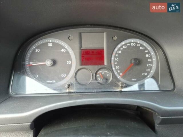 Белый Фольксваген Кадди, объемом двигателя 1.97 л и пробегом 215 тыс. км за 5350 $, фото 6 на Automoto.ua