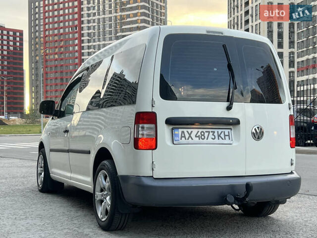 Белый Фольксваген Кадди, объемом двигателя 2 л и пробегом 225 тыс. км за 4950 $, фото 16 на Automoto.ua