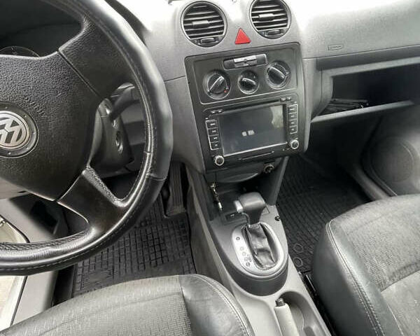 Белый Фольксваген Кадди, объемом двигателя 1.9 л и пробегом 300 тыс. км за 6200 $, фото 3 на Automoto.ua