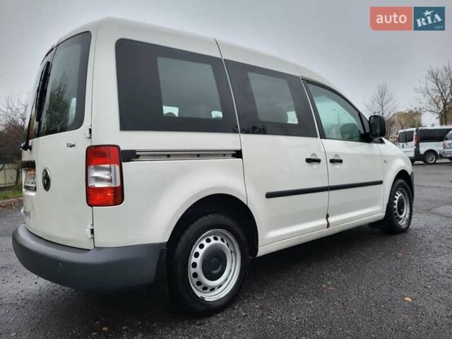 Белый Фольксваген Кадди, объемом двигателя 1.9 л и пробегом 226 тыс. км за 6600 $, фото 6 на Automoto.ua