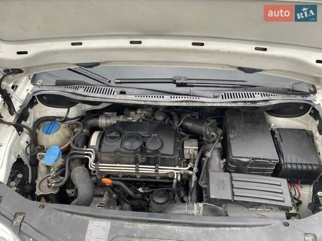 Белый Фольксваген Кадди, объемом двигателя 1.9 л и пробегом 306 тыс. км за 5700 $, фото 11 на Automoto.ua