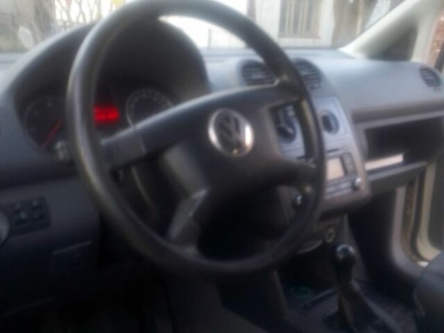 Білий Фольксваген Кадді, об'ємом двигуна 1.9 л та пробігом 237 тис. км за 6100 $, фото 6 на Automoto.ua