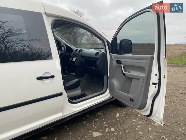 Белый Фольксваген Кадди, объемом двигателя 1.9 л и пробегом 306 тыс. км за 5700 $, фото 9 на Automoto.ua
