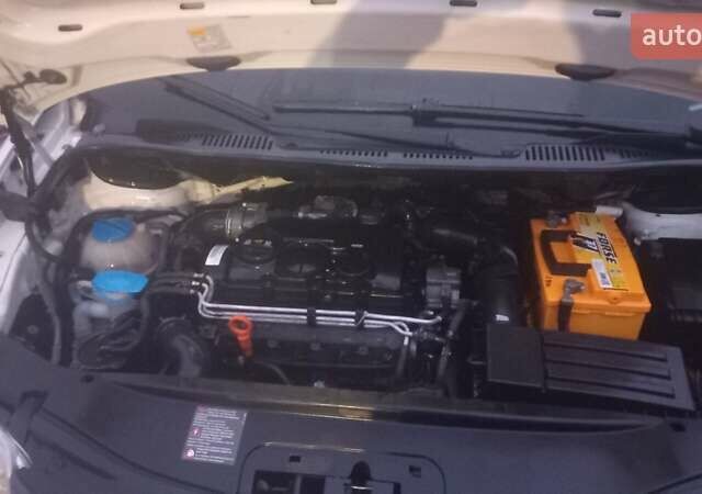 Белый Фольксваген Кадди, объемом двигателя 1.9 л и пробегом 320 тыс. км за 5200 $, фото 10 на Automoto.ua