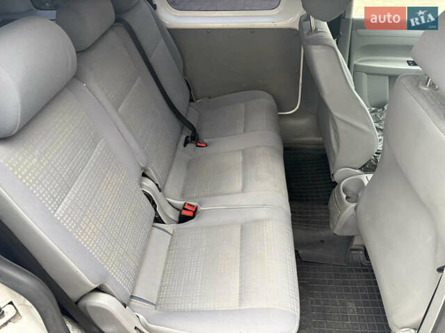 Белый Фольксваген Кадди, объемом двигателя 1.9 л и пробегом 423 тыс. км за 3999 $, фото 7 на Automoto.ua