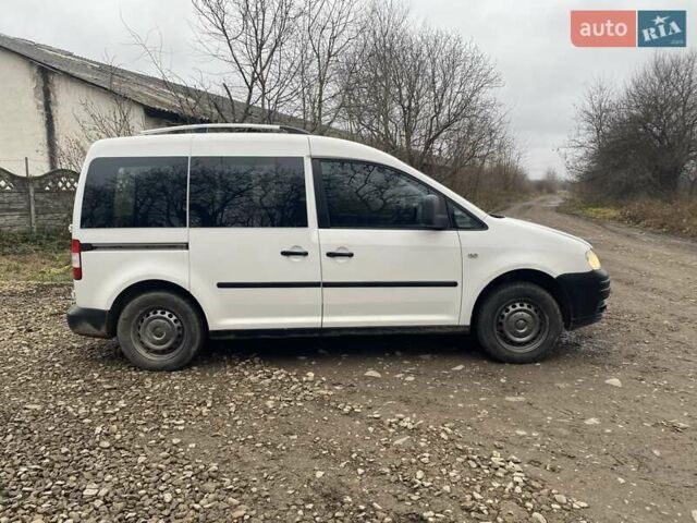 Белый Фольксваген Кадди, объемом двигателя 1.9 л и пробегом 306 тыс. км за 5700 $, фото 4 на Automoto.ua