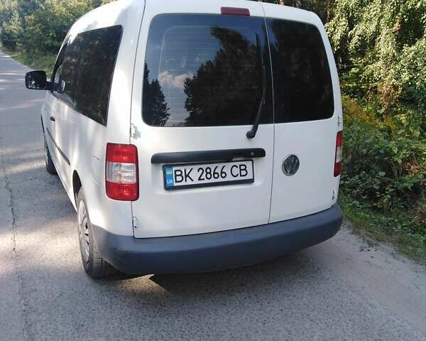 Білий Фольксваген Кадді, об'ємом двигуна 2 л та пробігом 268 тис. км за 5700 $, фото 16 на Automoto.ua