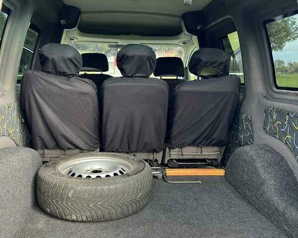 Белый Фольксваген Кадди, объемом двигателя 1.9 л и пробегом 362 тыс. км за 6750 $, фото 1 на Automoto.ua