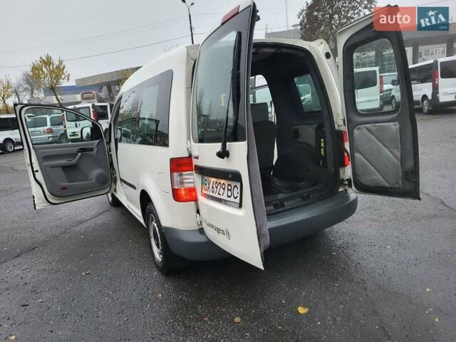 Белый Фольксваген Кадди, объемом двигателя 1.9 л и пробегом 226 тыс. км за 6600 $, фото 54 на Automoto.ua