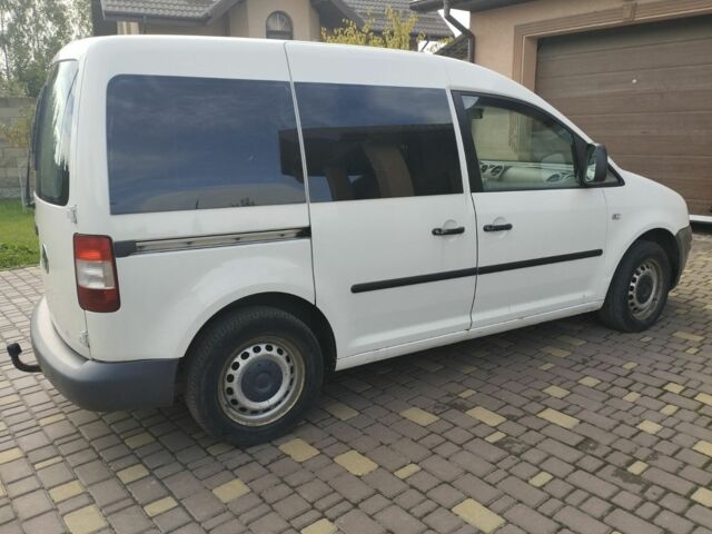 Белый Фольксваген Кадди, объемом двигателя 2 л и пробегом 257 тыс. км за 4500 $, фото 4 на Automoto.ua