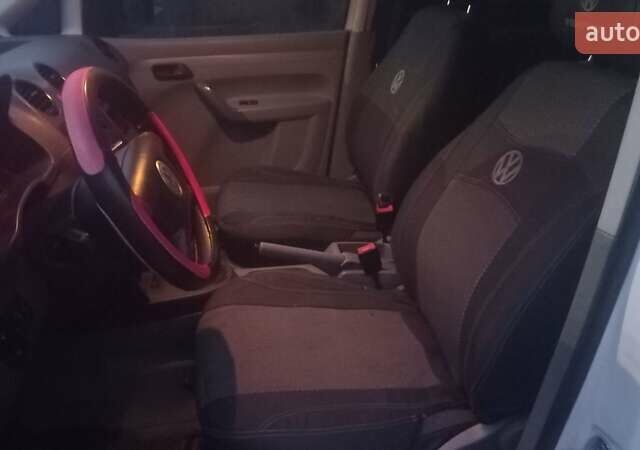 Белый Фольксваген Кадди, объемом двигателя 1.9 л и пробегом 320 тыс. км за 5200 $, фото 11 на Automoto.ua