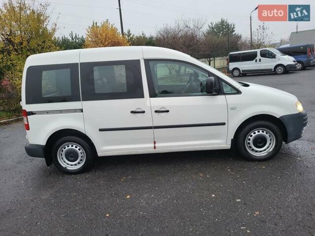 Белый Фольксваген Кадди, объемом двигателя 1.9 л и пробегом 226 тыс. км за 6600 $, фото 15 на Automoto.ua