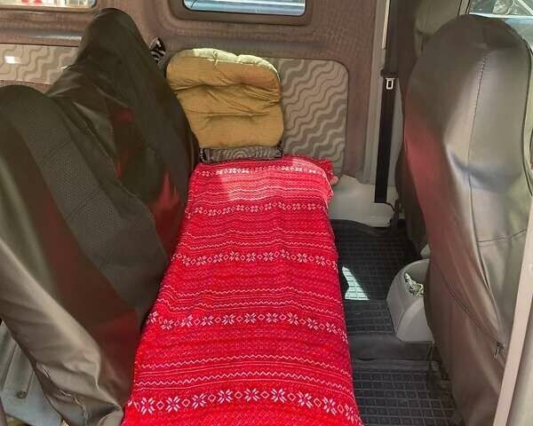 Белый Фольксваген Кадди, объемом двигателя 1.9 л и пробегом 220 тыс. км за 6500 $, фото 2 на Automoto.ua