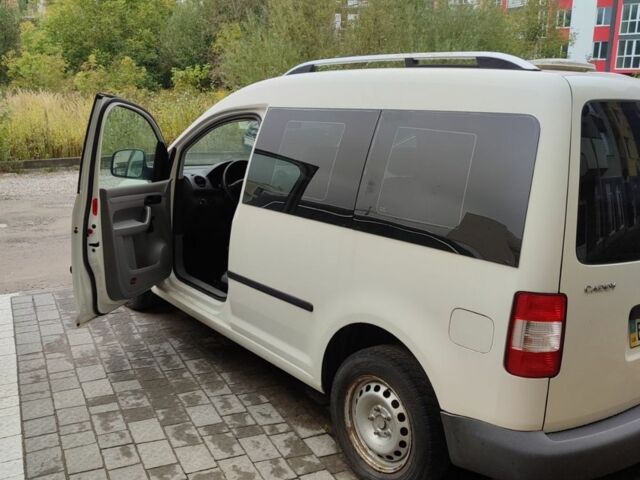 Білий Фольксваген Кадді, об'ємом двигуна 0 л та пробігом 220 тис. км за 5500 $, фото 2 на Automoto.ua