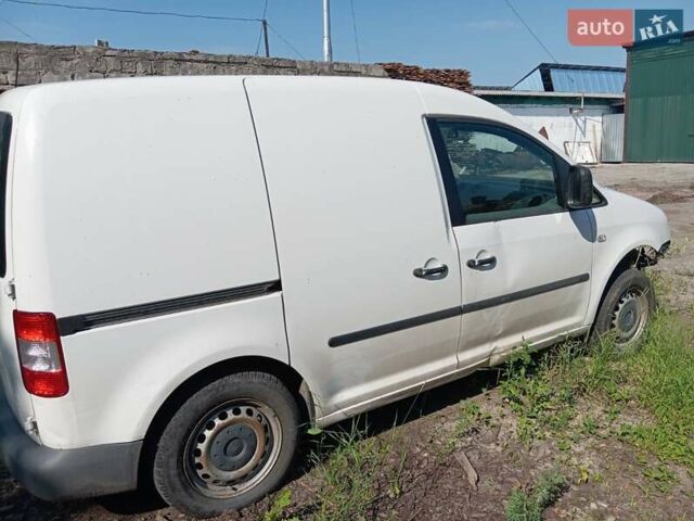 Белый Фольксваген Кадди, объемом двигателя 1.97 л и пробегом 380 тыс. км за 500 $, фото 2 на Automoto.ua