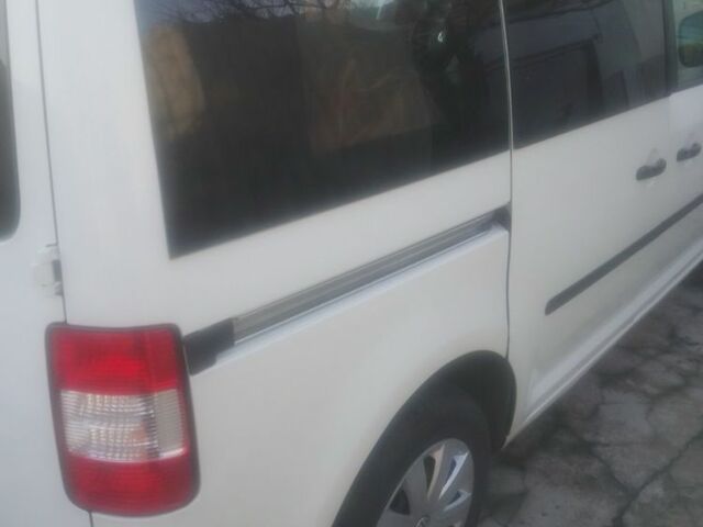 Білий Фольксваген Кадді, об'ємом двигуна 1.9 л та пробігом 237 тис. км за 6100 $, фото 5 на Automoto.ua