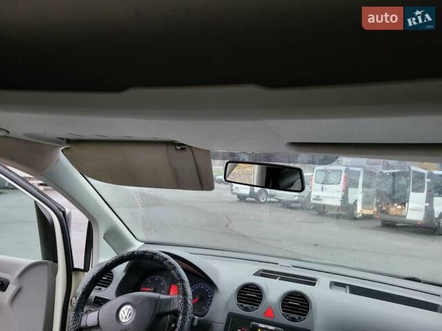 Белый Фольксваген Кадди, объемом двигателя 1.9 л и пробегом 226 тыс. км за 6600 $, фото 92 на Automoto.ua