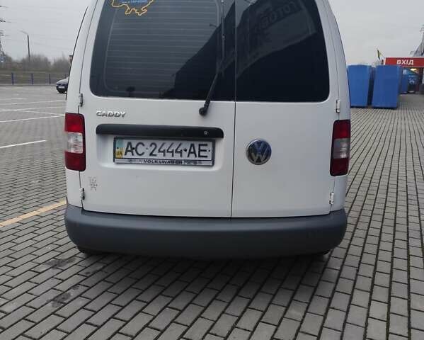 Білий Фольксваген Кадді, об'ємом двигуна 2 л та пробігом 335 тис. км за 6900 $, фото 4 на Automoto.ua