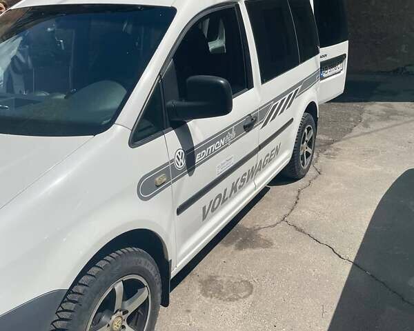 Белый Фольксваген Кадди, объемом двигателя 1.9 л и пробегом 220 тыс. км за 6500 $, фото 7 на Automoto.ua