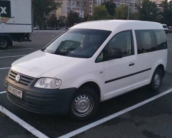 Белый Фольксваген Кадди, объемом двигателя 2 л и пробегом 354 тыс. км за 5100 $, фото 2 на Automoto.ua