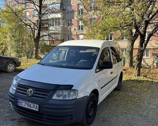 Белый Фольксваген Кадди, объемом двигателя 2 л и пробегом 400 тыс. км за 3800 $, фото 8 на Automoto.ua