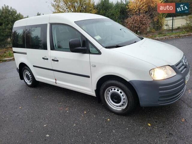 Белый Фольксваген Кадди, объемом двигателя 1.9 л и пробегом 226 тыс. км за 6600 $, фото 11 на Automoto.ua