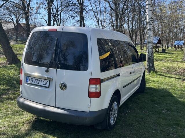 Белый Фольксваген Кадди, объемом двигателя 1.9 л и пробегом 335 тыс. км за 5500 $, фото 1 на Automoto.ua