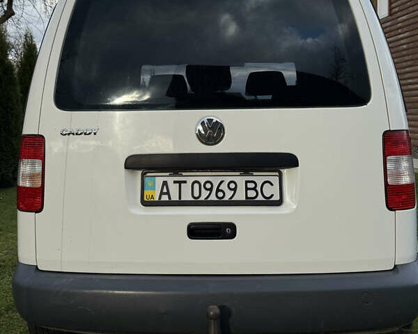 Белый Фольксваген Кадди, объемом двигателя 2 л и пробегом 141 тыс. км за 5100 $, фото 3 на Automoto.ua