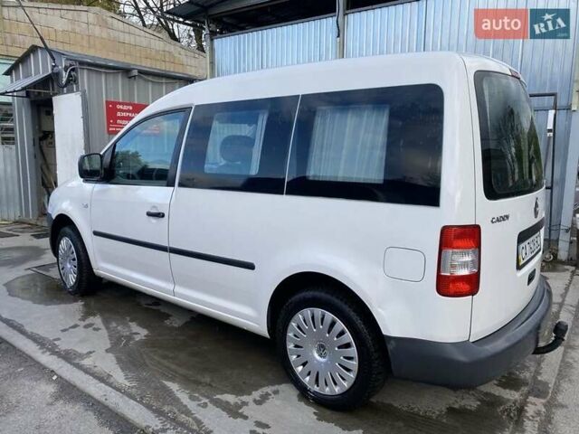 Белый Фольксваген Кадди, объемом двигателя 1.4 л и пробегом 313 тыс. км за 5700 $, фото 1 на Automoto.ua