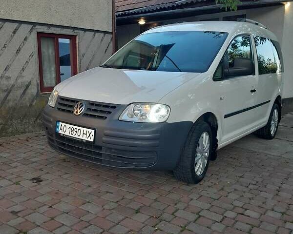 Белый Фольксваген Кадди, объемом двигателя 1.9 л и пробегом 370 тыс. км за 6700 $, фото 9 на Automoto.ua