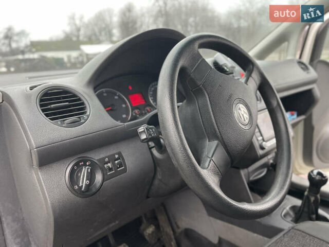 Білий Фольксваген Кадді, об'ємом двигуна 1.9 л та пробігом 280 тис. км за 6299 $, фото 25 на Automoto.ua