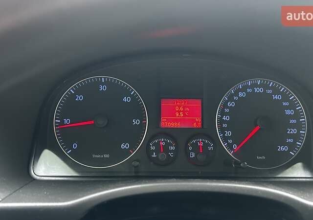 Білий Фольксваген Кадді, об'ємом двигуна 1.97 л та пробігом 370 тис. км за 7000 $, фото 27 на Automoto.ua