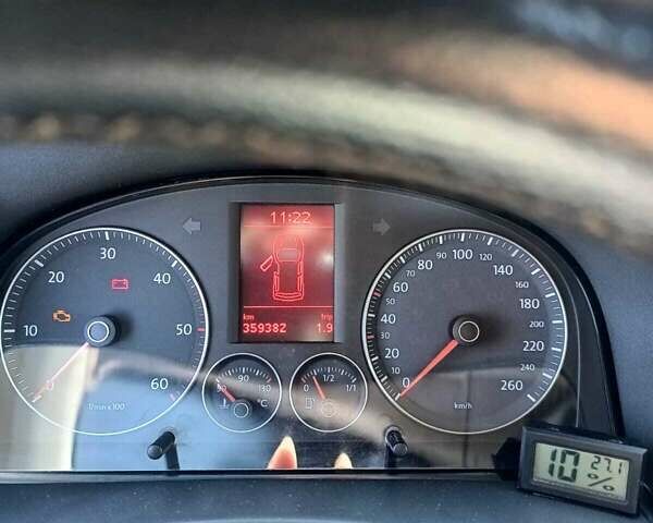 Белый Фольксваген Кадди, объемом двигателя 2 л и пробегом 360 тыс. км за 6900 $, фото 12 на Automoto.ua