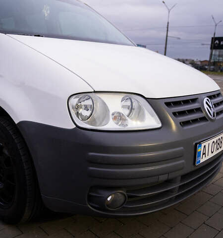 Белый Фольксваген Кадди, объемом двигателя 1.9 л и пробегом 273 тыс. км за 7000 $, фото 7 на Automoto.ua