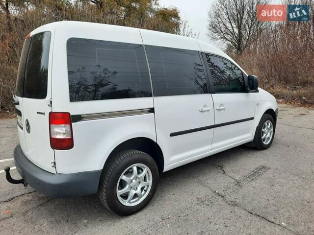 Білий Фольксваген Кадді, об'ємом двигуна 2 л та пробігом 232 тис. км за 5600 $, фото 21 на Automoto.ua