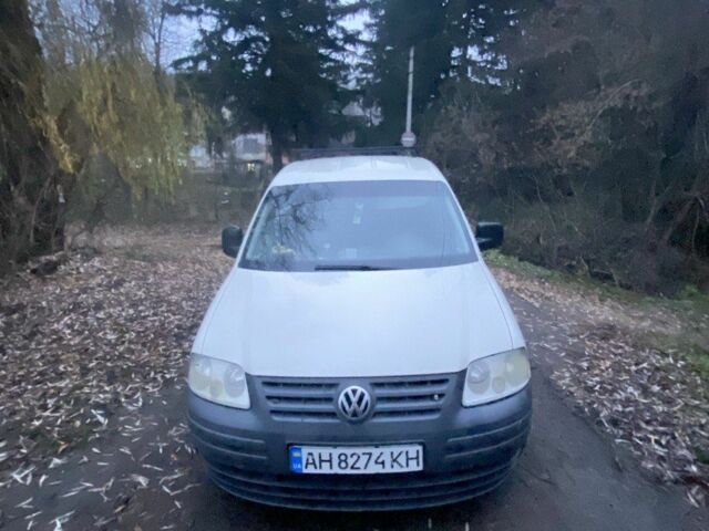 Білий Фольксваген Кадді, об'ємом двигуна 2 л та пробігом 388 тис. км за 4900 $, фото 6 на Automoto.ua