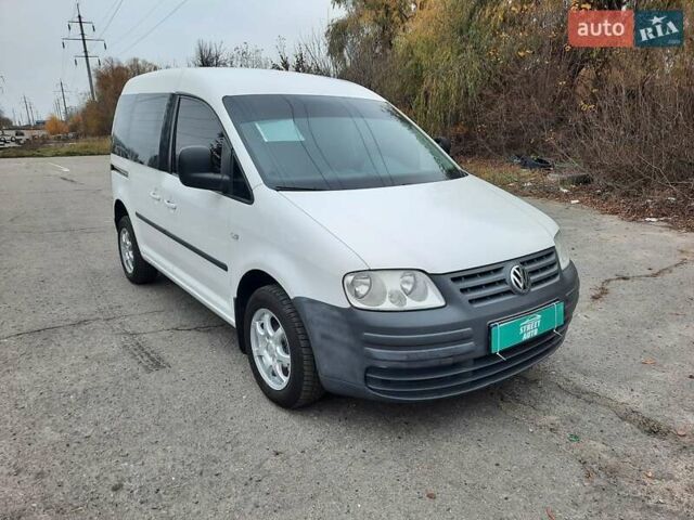 Білий Фольксваген Кадді, об'ємом двигуна 2 л та пробігом 232 тис. км за 5600 $, фото 7 на Automoto.ua