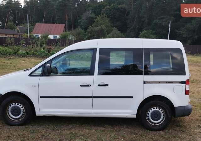 Белый Фольксваген Кадди, объемом двигателя 1.9 л и пробегом 288 тыс. км за 7300 $, фото 2 на Automoto.ua
