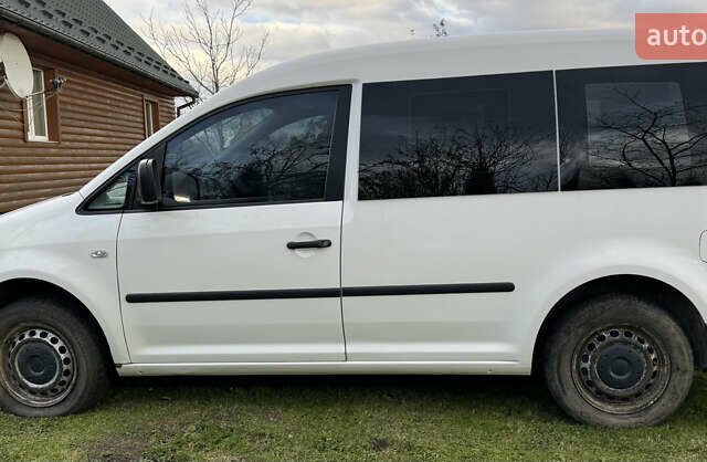 Белый Фольксваген Кадди, объемом двигателя 2 л и пробегом 141 тыс. км за 5100 $, фото 2 на Automoto.ua