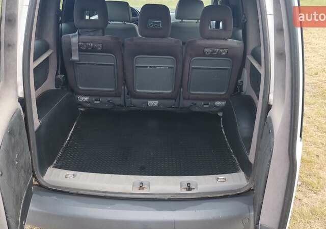 Белый Фольксваген Кадди, объемом двигателя 1.9 л и пробегом 288 тыс. км за 7300 $, фото 6 на Automoto.ua