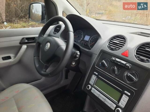 Білий Фольксваген Кадді, об'ємом двигуна 2 л та пробігом 232 тис. км за 5600 $, фото 20 на Automoto.ua