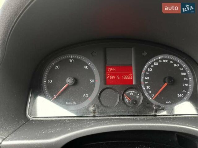 Белый Фольксваген Кадди, объемом двигателя 1.97 л и пробегом 279 тыс. км за 5500 $, фото 8 на Automoto.ua