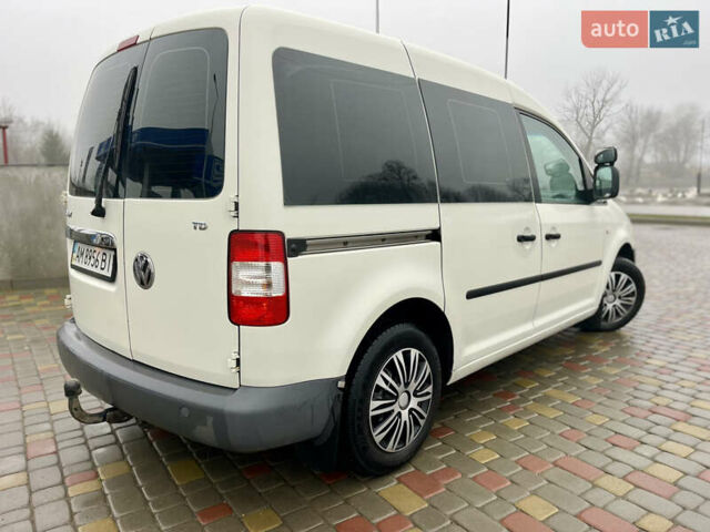 Білий Фольксваген Кадді, об'ємом двигуна 1.9 л та пробігом 280 тис. км за 6299 $, фото 5 на Automoto.ua