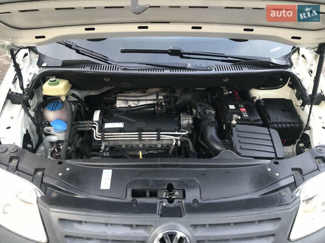 Белый Фольксваген Кадди, объемом двигателя 1.97 л и пробегом 170 тыс. км за 6200 $, фото 22 на Automoto.ua