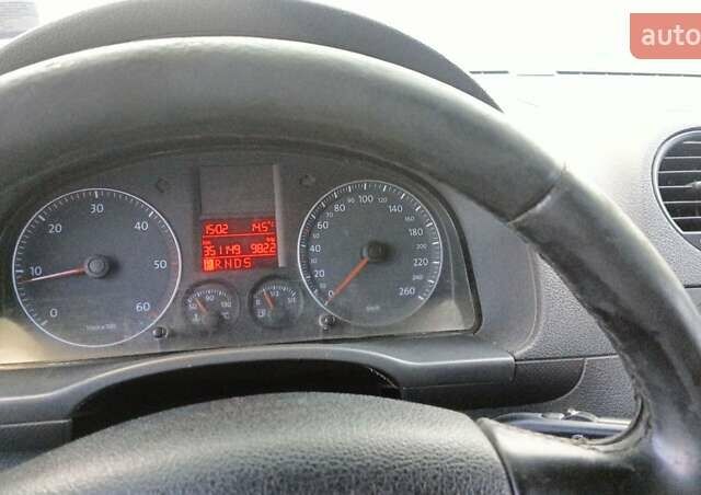 Белый Фольксваген Кадди, объемом двигателя 1.9 л и пробегом 350 тыс. км за 8300 $, фото 4 на Automoto.ua