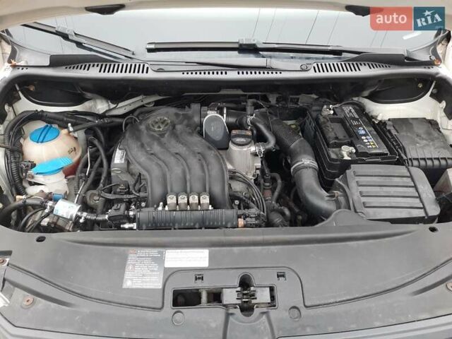 Білий Фольксваген Кадді, об'ємом двигуна 2 л та пробігом 232 тис. км за 5600 $, фото 31 на Automoto.ua