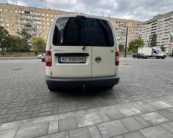 Белый Фольксваген Кадди, объемом двигателя 2 л и пробегом 310 тыс. км за 5750 $, фото 6 на Automoto.ua
