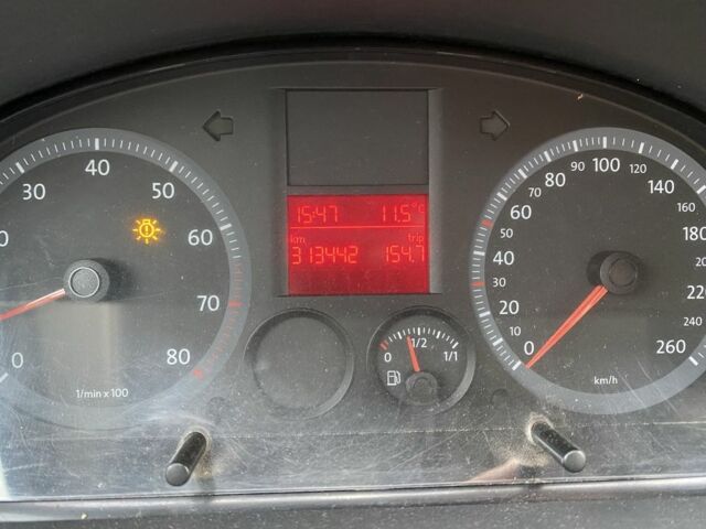 Белый Фольксваген Кадди, объемом двигателя 1.4 л и пробегом 313 тыс. км за 5700 $, фото 8 на Automoto.ua